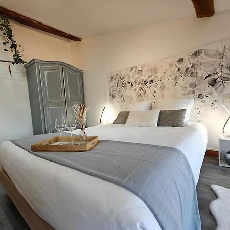 Le Duplex Du Centre - Ideal Pour Un Sejour Detente ! Saint-Savinien Extérieur photo