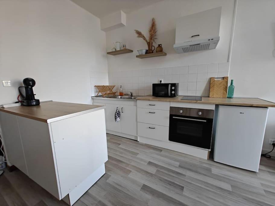 Le Duplex Du Centre - Ideal Pour Un Sejour Detente ! Saint-Savinien Extérieur photo